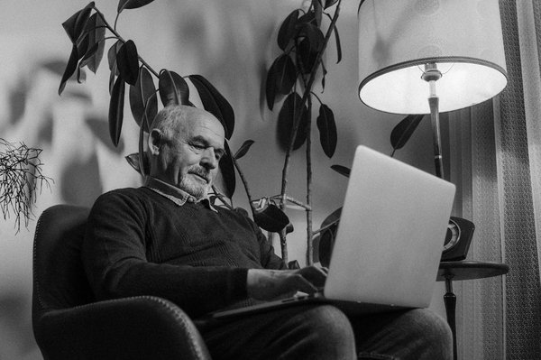 Quel est le meilleur système d'exploitation pour utiliser un ancien ordinateur comme serveur média?